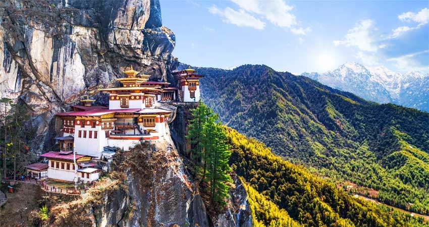 Bhutan Highlights Tour